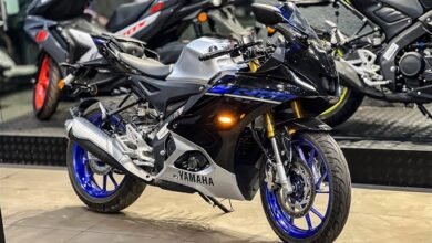 माँ के लाडलों के दिल पर राज करेगी नए फीचर्स और बेस्ट परफॉर्मेंस वाली Yamaha R15 V4 की स्पोर्ट बाइक