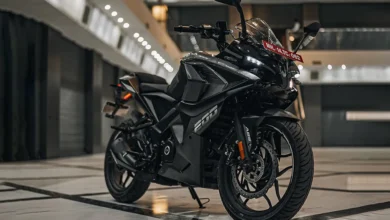 स्पोर्ट्स look में माँ के लाडलों का दिल चुराने launch हुई 35kmpl माइलेज वाली Bajaj Pulsar RS 200 bike